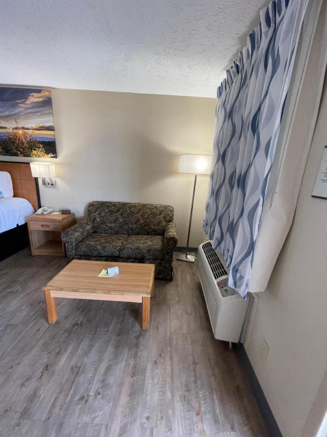 Days Inn By Wyndham Lexington Exterior photo